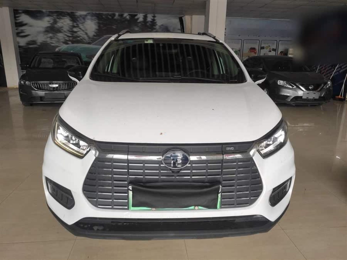 比亞迪 元新能源  2019款 EV535 高能領(lǐng)航版圖片