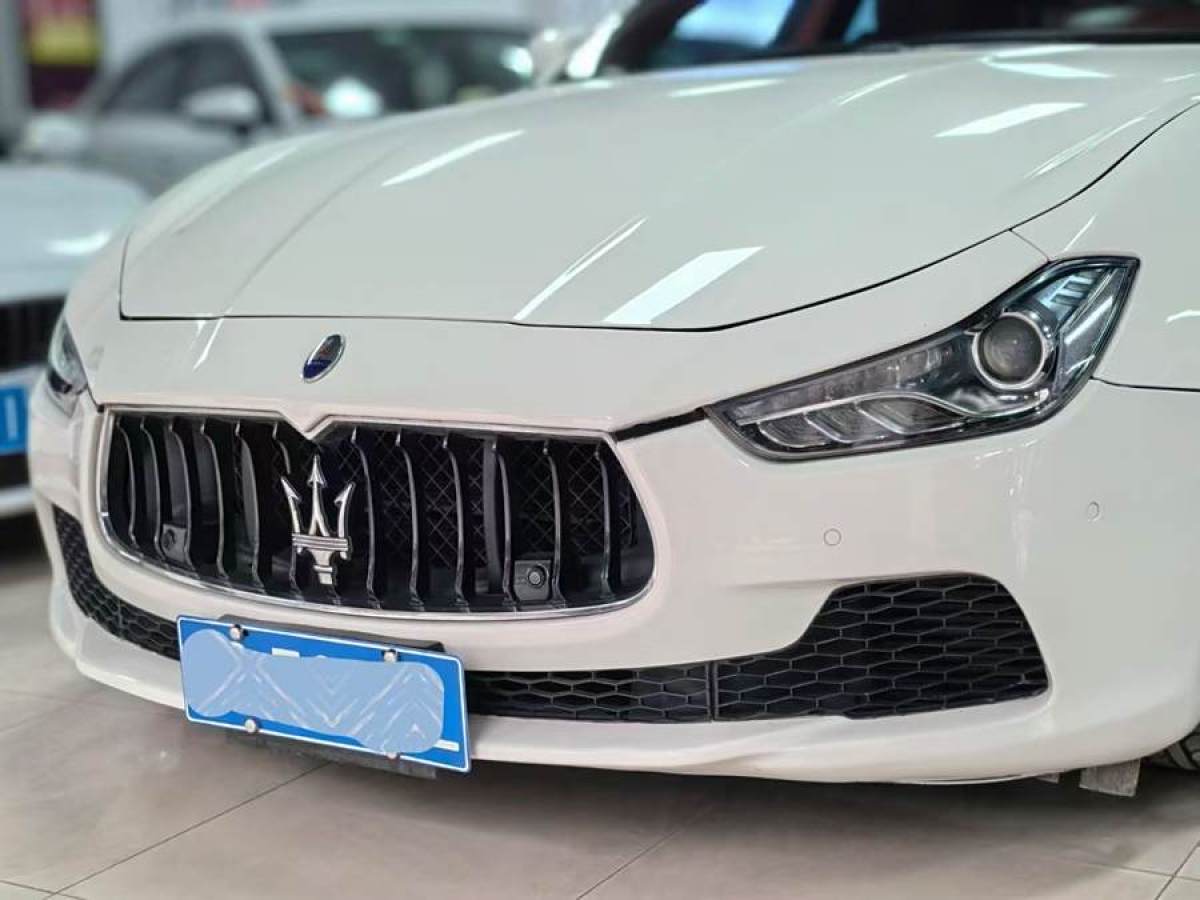 瑪莎拉蒂 Ghibli  2014款 3.0T 標(biāo)準(zhǔn)版圖片