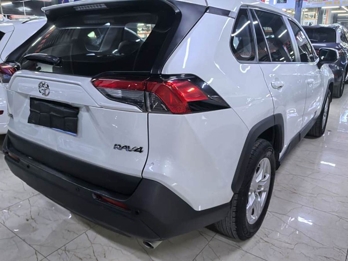 豐田 RAV4榮放  2021款 2.0L CVT兩驅(qū)都市版圖片