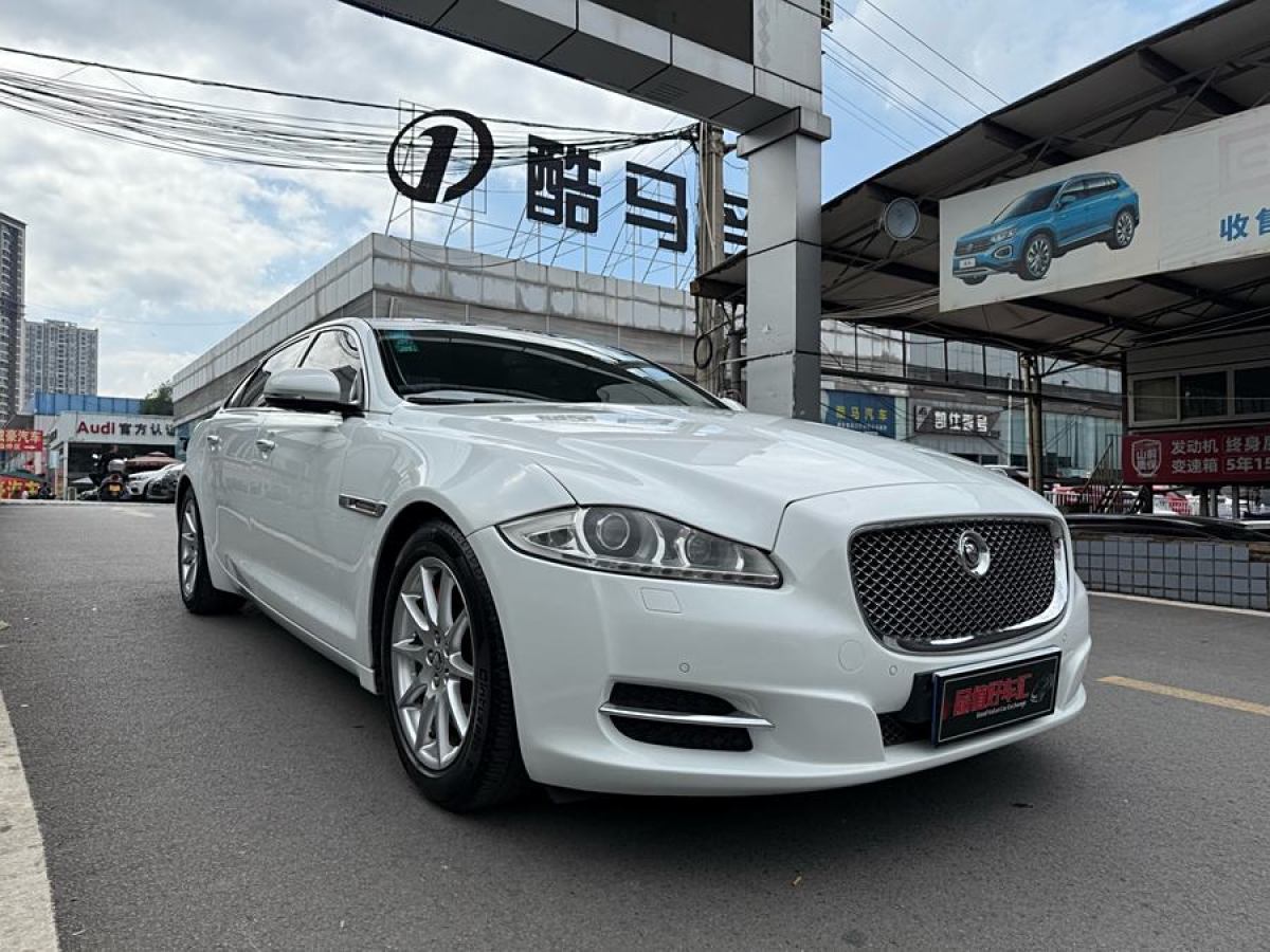 捷豹 XJ  2011款 XJL 3.0 全景商務(wù)版圖片