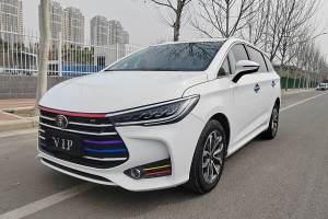 宋MAX 比亞迪 1.5T 自動(dòng)智聯(lián)睿逸天窗型 6座 國(guó)VI