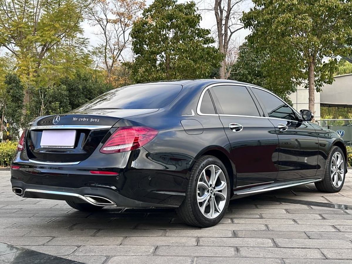 奔馳 奔馳E級  2020款 E 300 L 豪華型圖片