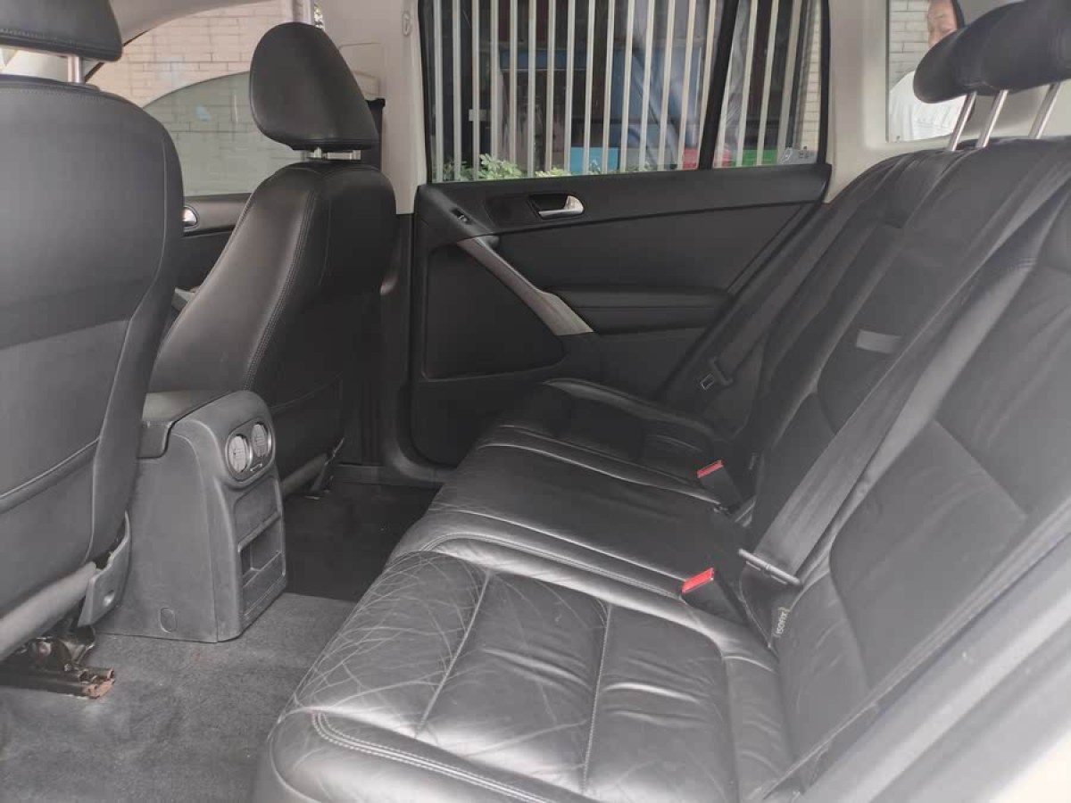 大眾 途觀  2013款 1.8TSI 自動四驅(qū)豪華型圖片