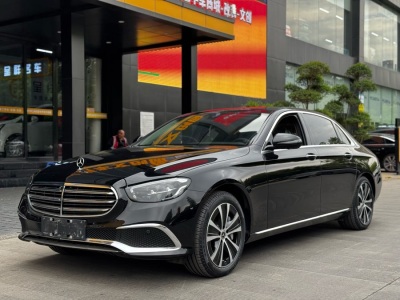 2023年3月 奔馳 奔馳E級(jí)新能源 E 350 e L 插電式混合動(dòng)力運(yùn)動(dòng)轎車圖片