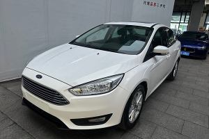 ?？怂?福特 三廂經(jīng)典 EcoBoost 125 自動超能風尚型智行版