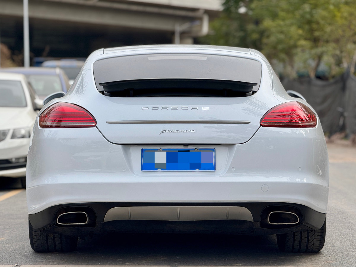 保時(shí)捷 Panamera  2013款 Panamera Platinum Edition 3.6L圖片