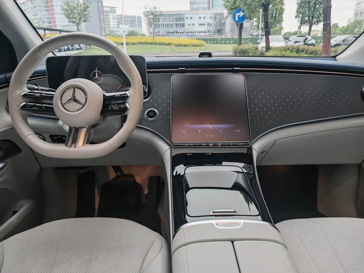 奔馳 奔馳EQE SUV  2023款 500 4MATIC 特別版圖片