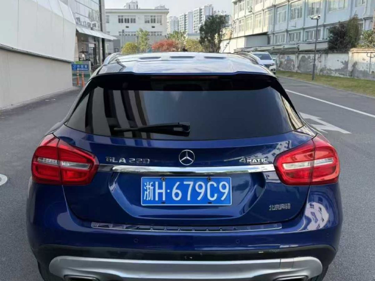 奔馳 奔馳GLA AMG  2017款 AMG GLA 45 4MATIC圖片