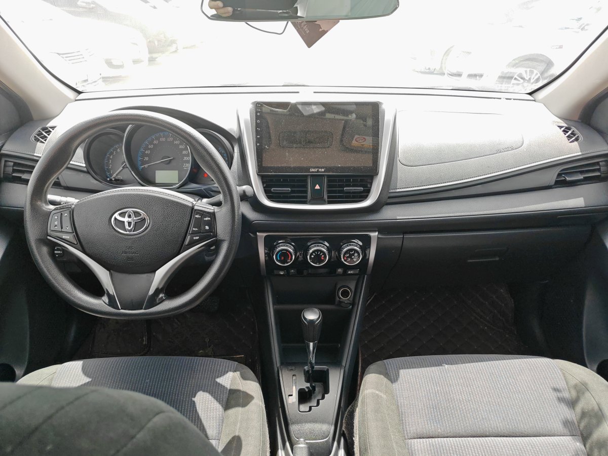 豐田 YARiS L 致炫  2015款 1.5E 自動魅動版圖片