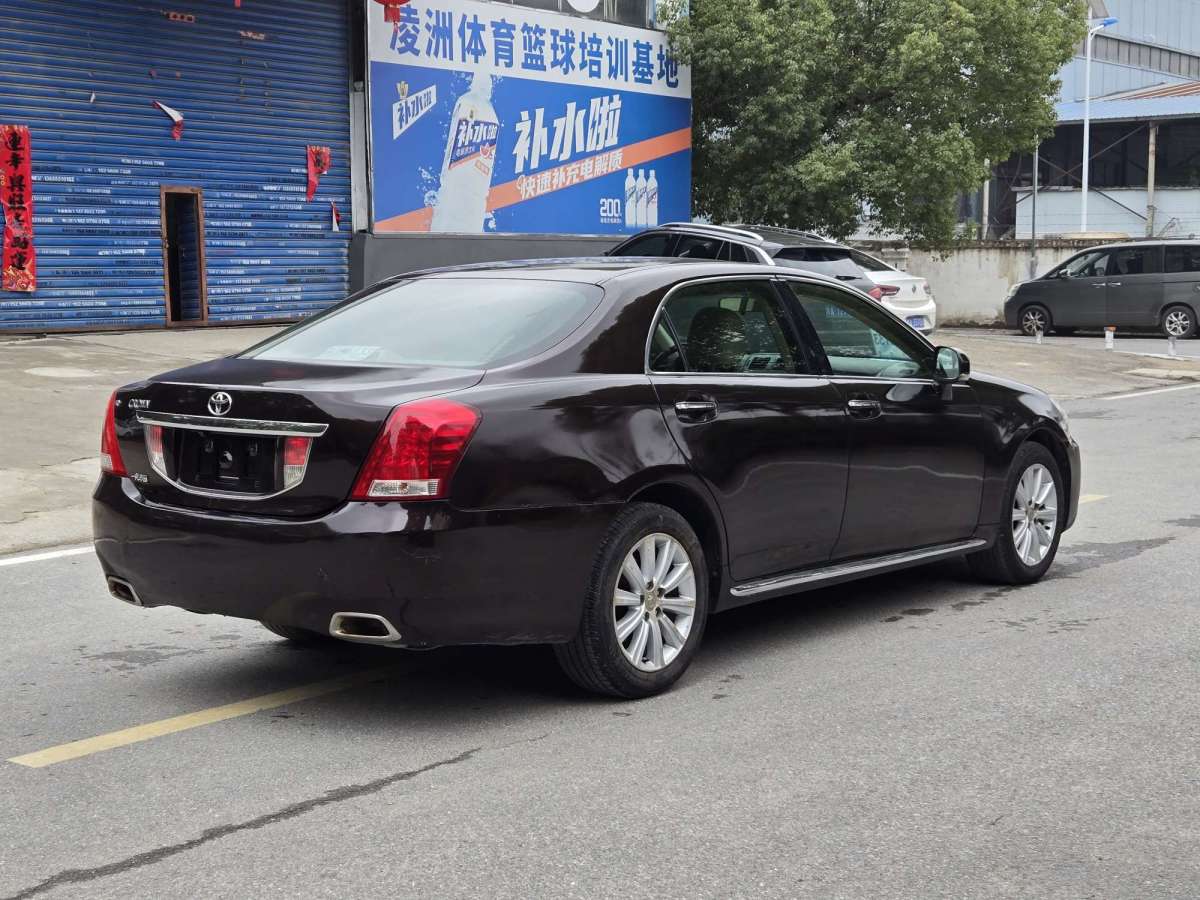 豐田 皇冠  2011款 2.5L Royal 真皮天窗特別版圖片