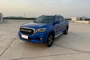 T70 上汽大通 2.0T改款柴油自動四驅(qū)進(jìn)取版長箱高底盤