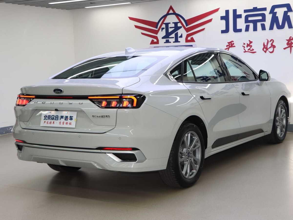 福特 蒙迪欧  2023款 EcoBoost 180 豪华型图片