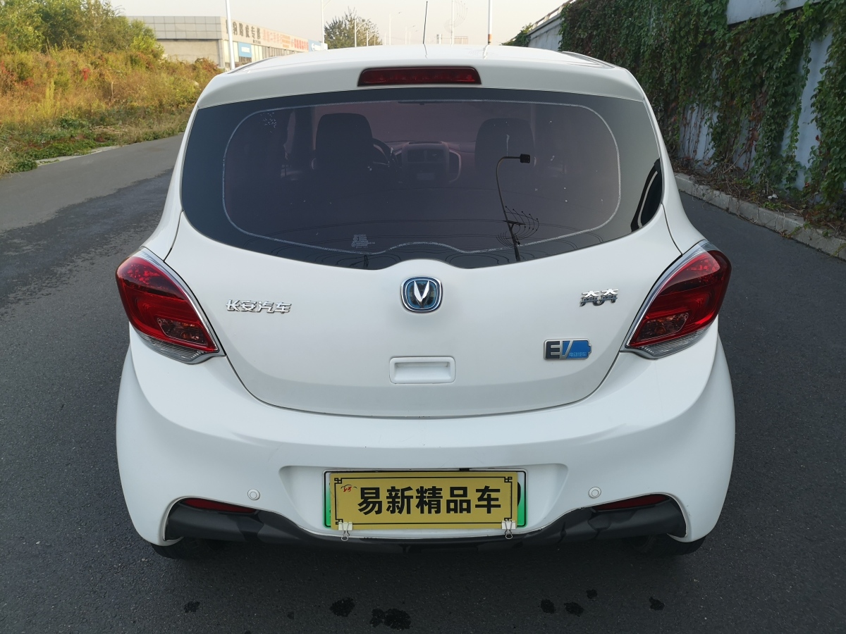 2018年11月長安 奔奔EV  2019款 改款 EV360 標(biāo)準(zhǔn)型