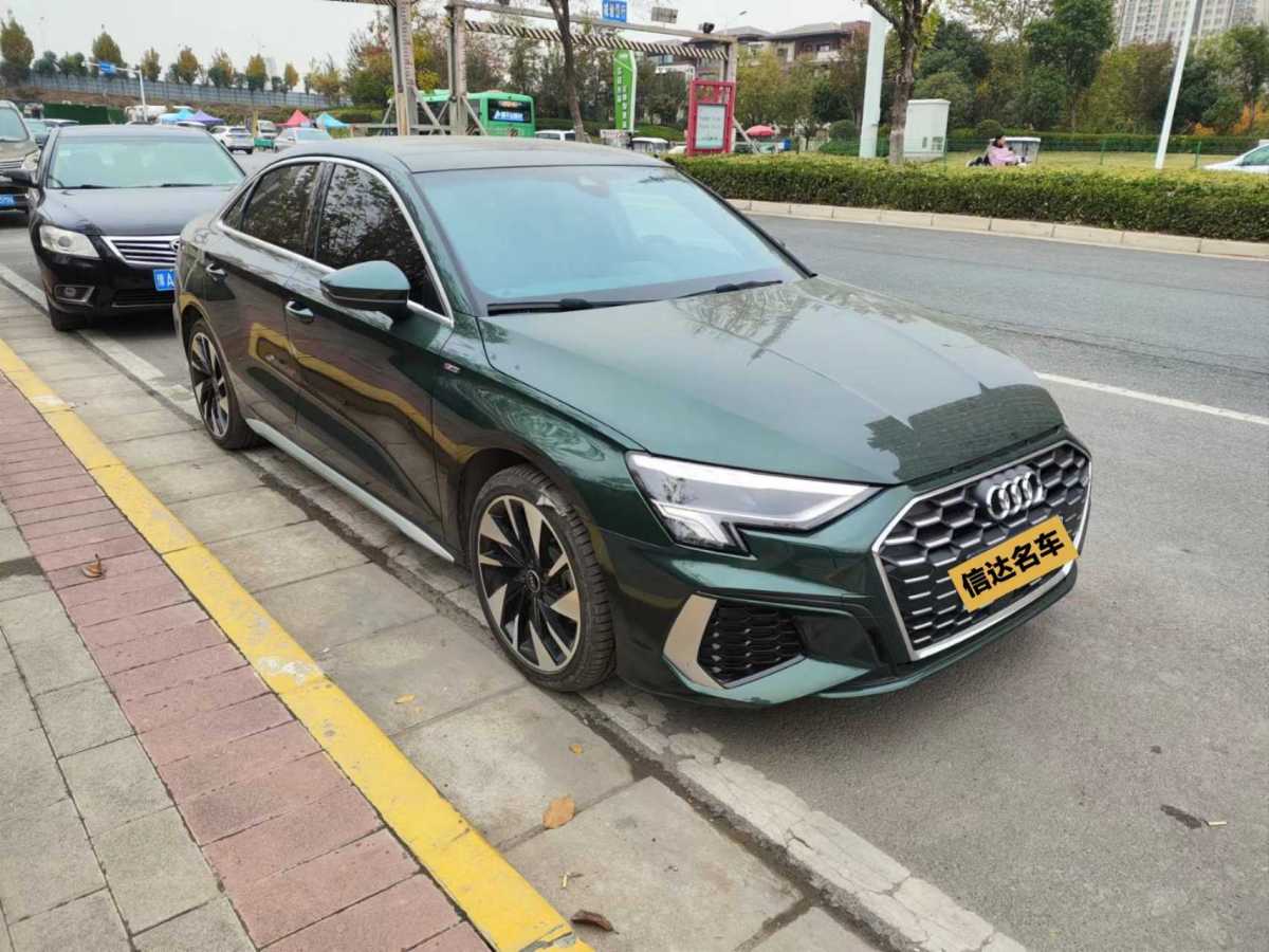 奧迪 奧迪A3  2024款 A3L Limousine 35 TFSI 時(shí)尚運(yùn)動(dòng)型圖片