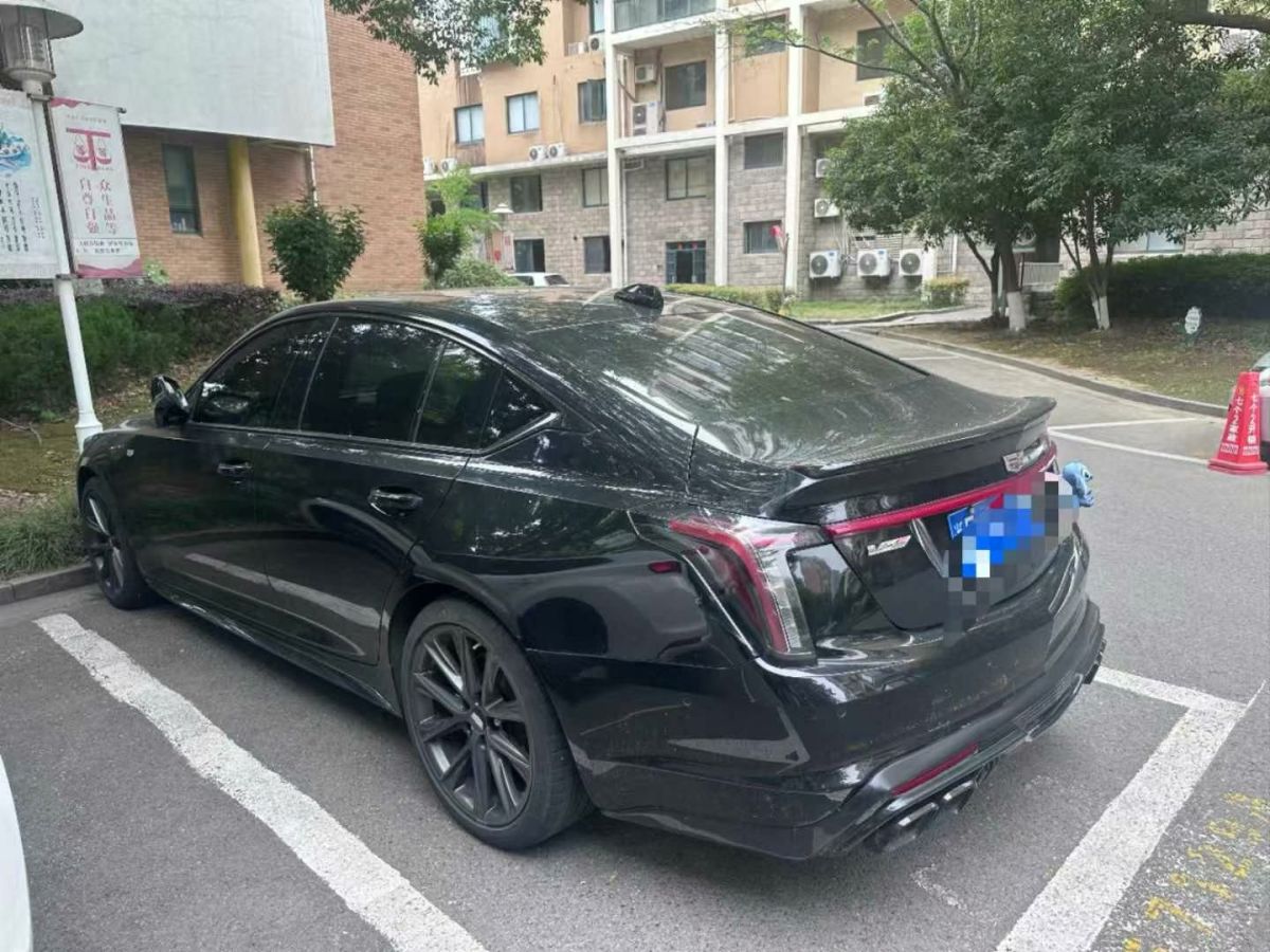 凱迪拉克 XT5  2021款 2.0T 兩驅(qū)豪華型圖片