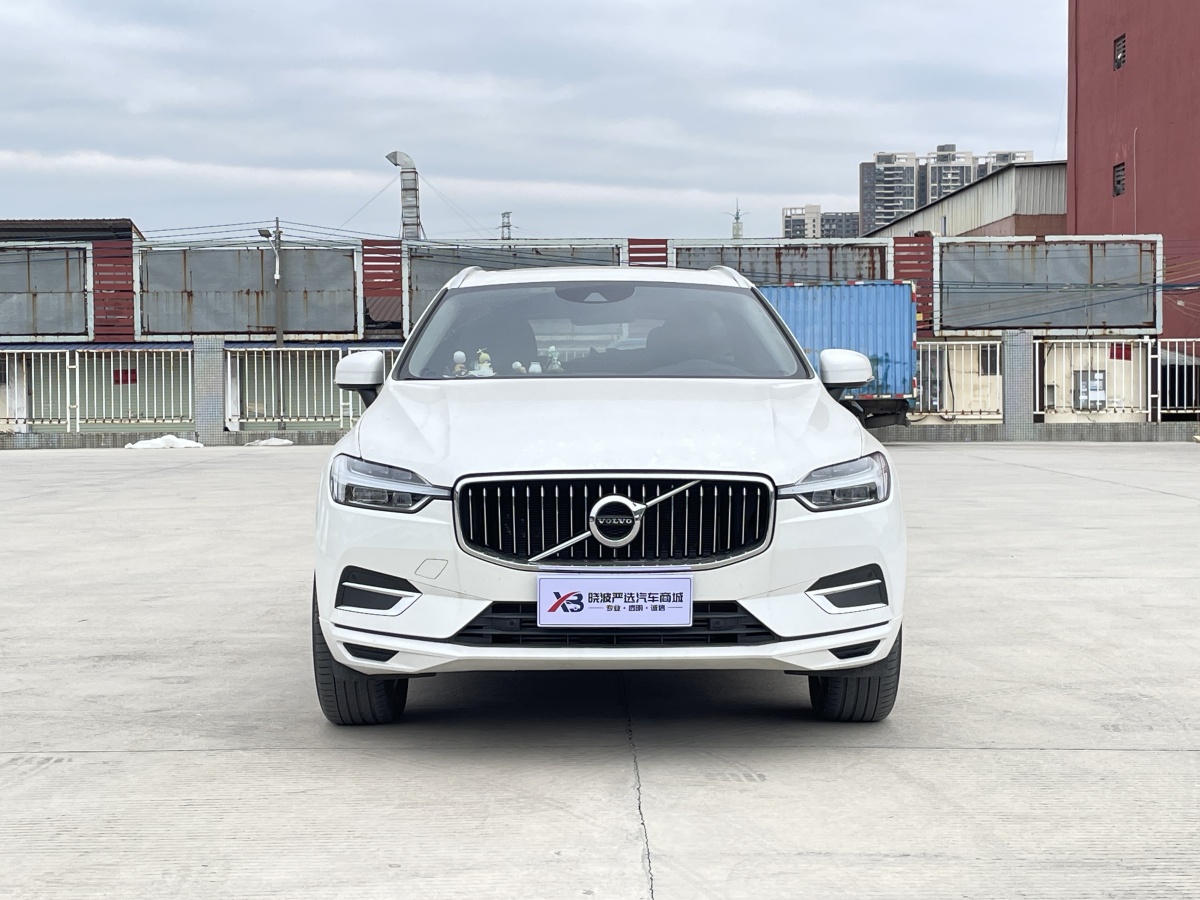 沃爾沃 XC60  2020款 T5 四驅(qū)智逸豪華版圖片