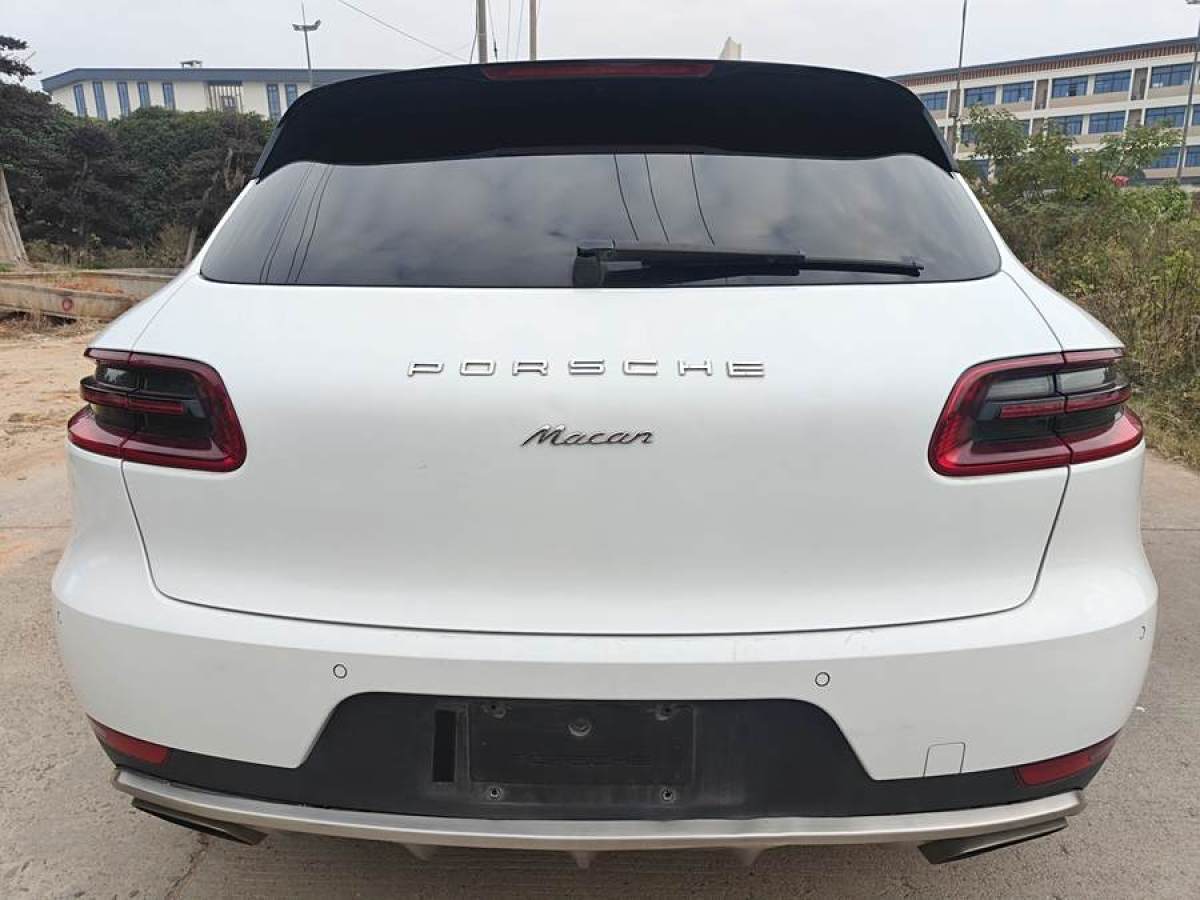 保時(shí)捷 Macan  2016款 Macan 2.0T圖片