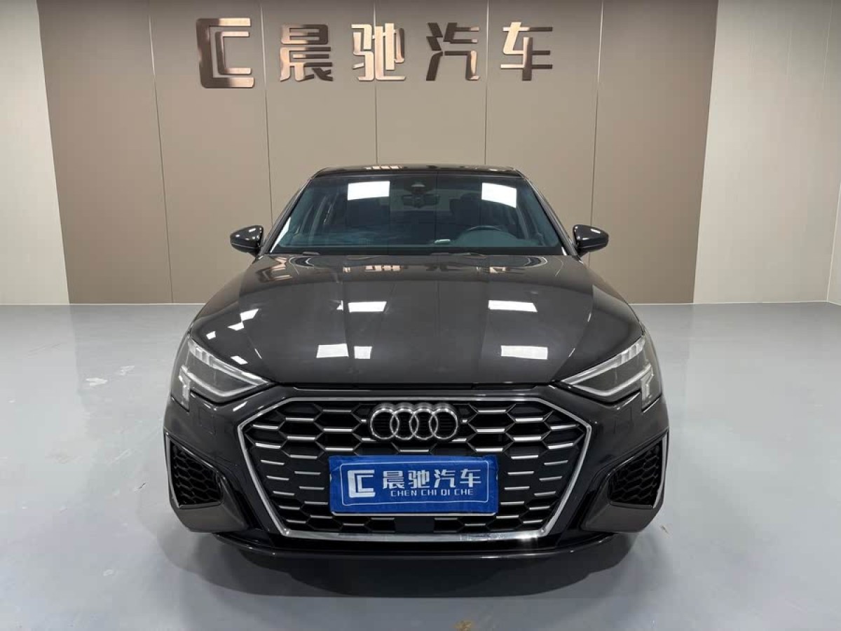 奧迪 奧迪A3  2023款 A3L Limousine 35 TFSI 時尚運動型圖片