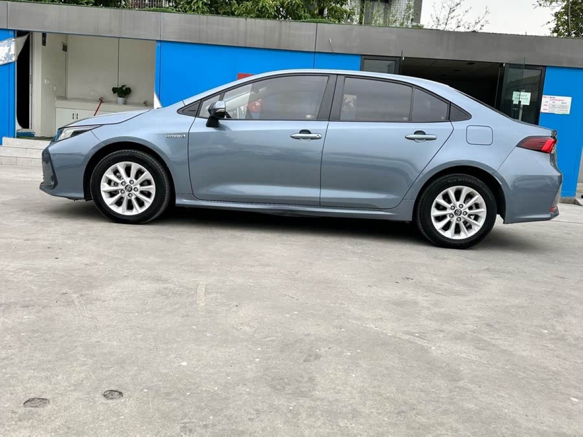 豐田 卡羅拉  2019款 雙擎 1.8L E-CVT GL-i精英版圖片