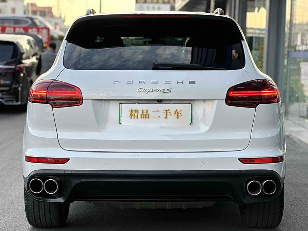 2016年12月保時捷 Cayenne新能源  2016款 Cayenne S E-Hybrid 3.0T