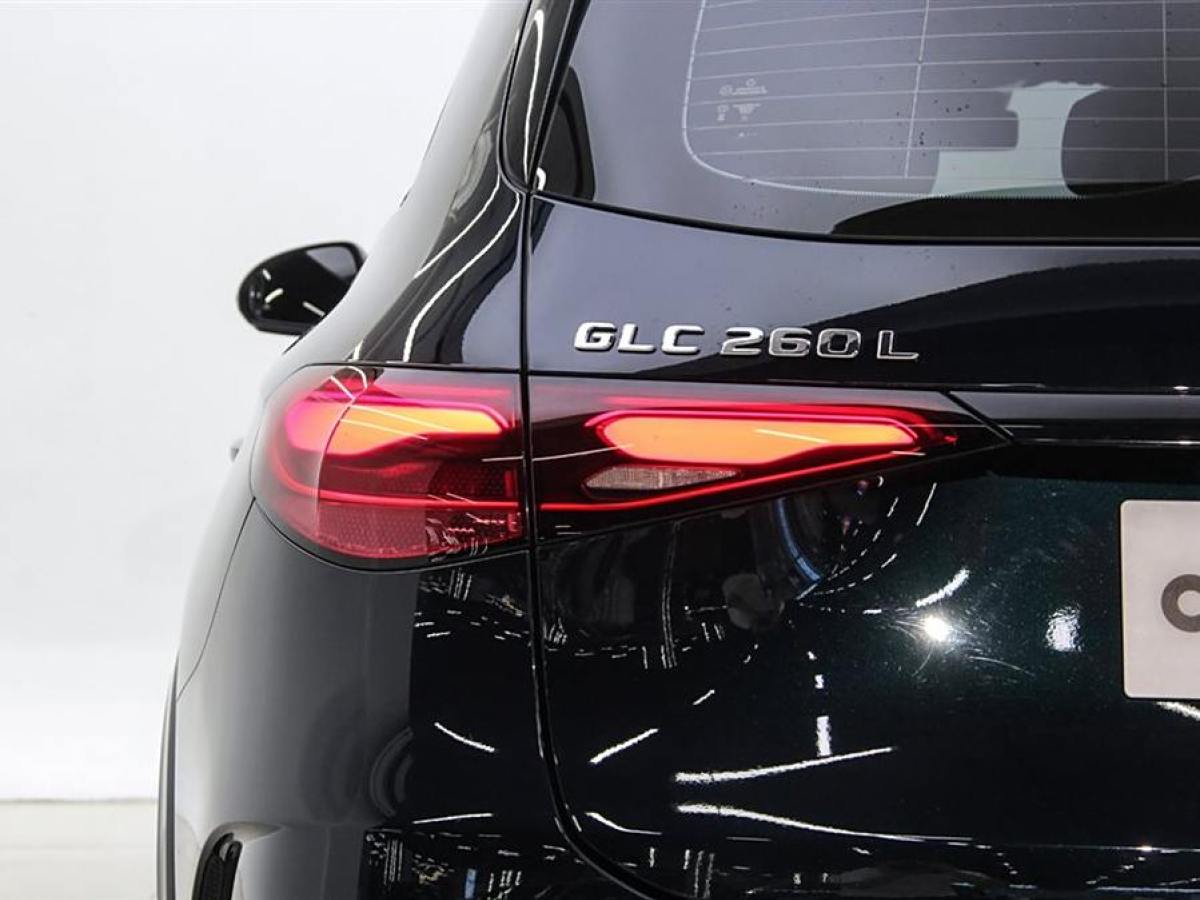 2023年9月奔馳 奔馳GLC  2023款 改款 GLC 260 L 4MATIC 豪華型 5座