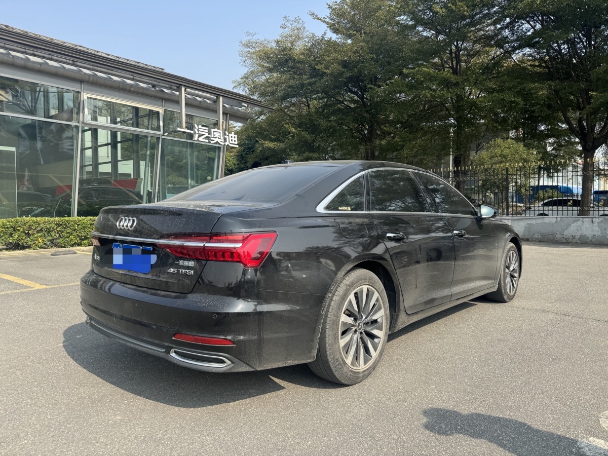 奧迪 奧迪A6L  2022款 45 TFSI 臻選致雅型圖片