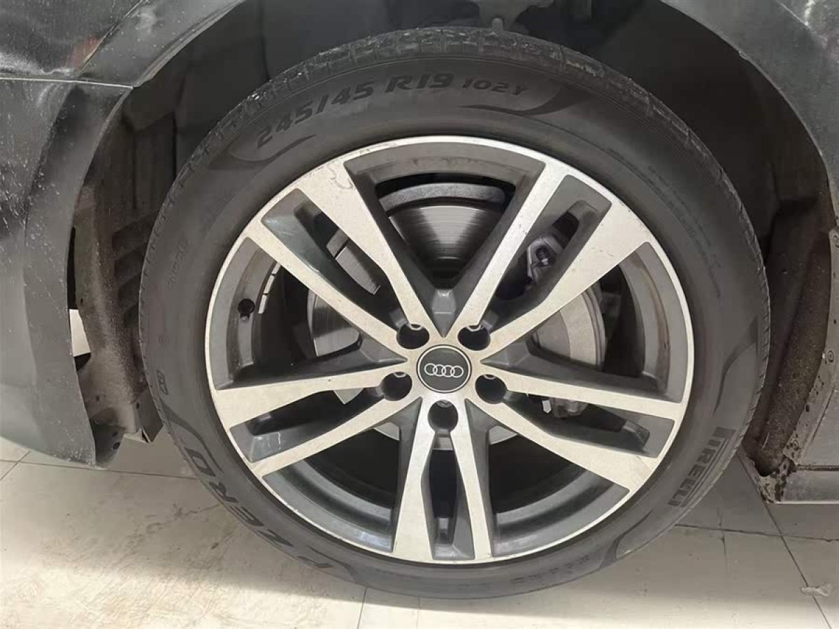 奧迪 奧迪A6L  2023款 改款 40 TFSI 豪華動(dòng)感型圖片
