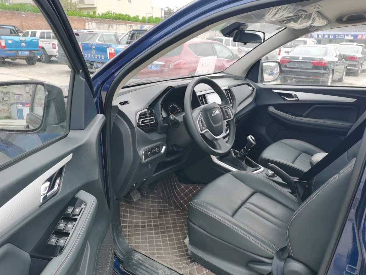 五十铃 瑞迈  2019款  瑞迈S 2.5T四驱柴油豪华款标轴版JE4D25Q5A图片