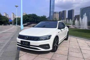 凌渡 大眾 230TSI 手動(dòng)風(fēng)尚版