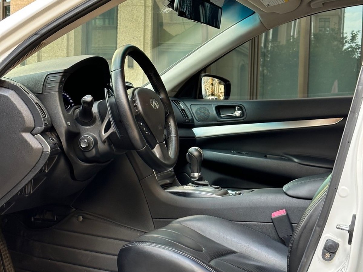 英菲尼迪 G系  2013款 G25 Sedan STC限量版图片