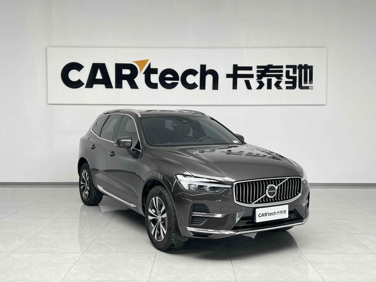 2023年8月沃爾沃 XC60  2024款 B5 四驅(qū)智逸豪華版