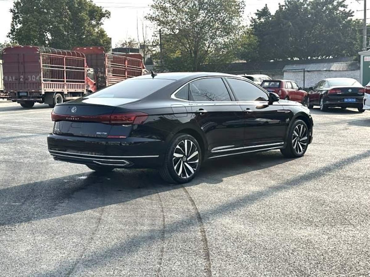 大眾 帕薩特  2024款 380TSI 豪華版圖片