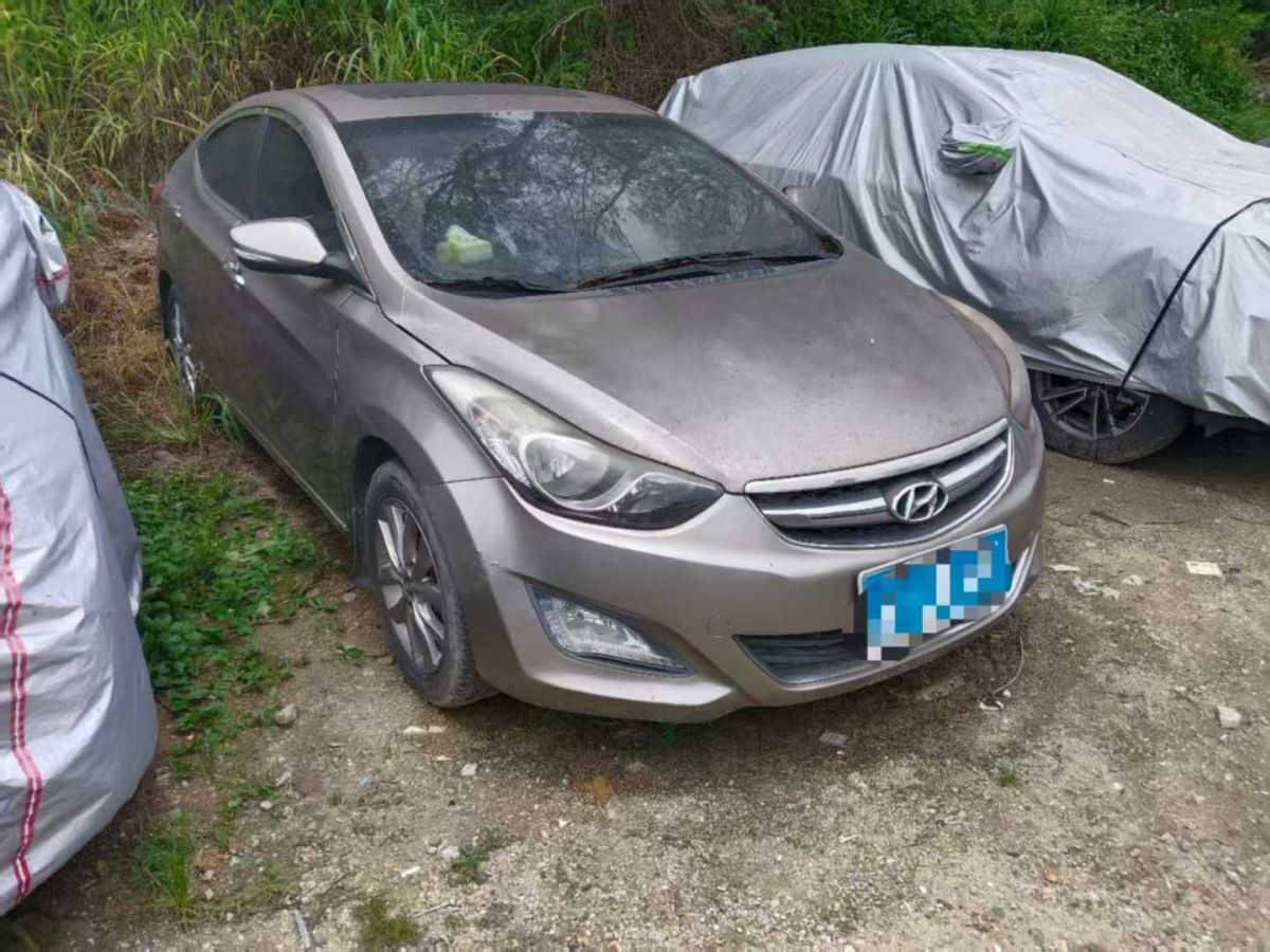 現(xiàn)代 朗動  2015款 1.6L 手動時尚型圖片