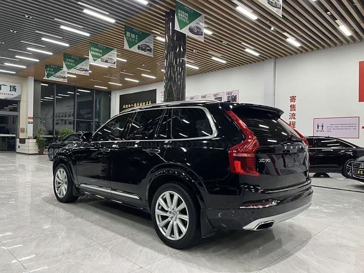 沃爾沃 XC90  2019款  T5 智逸版 7座 國(guó)VI圖片