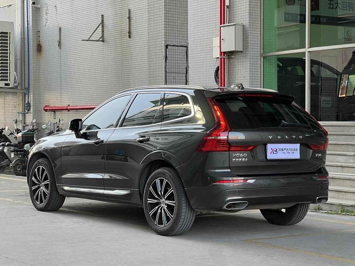 沃爾沃 XC60  2020款 T5 四驅智遠豪華版圖片