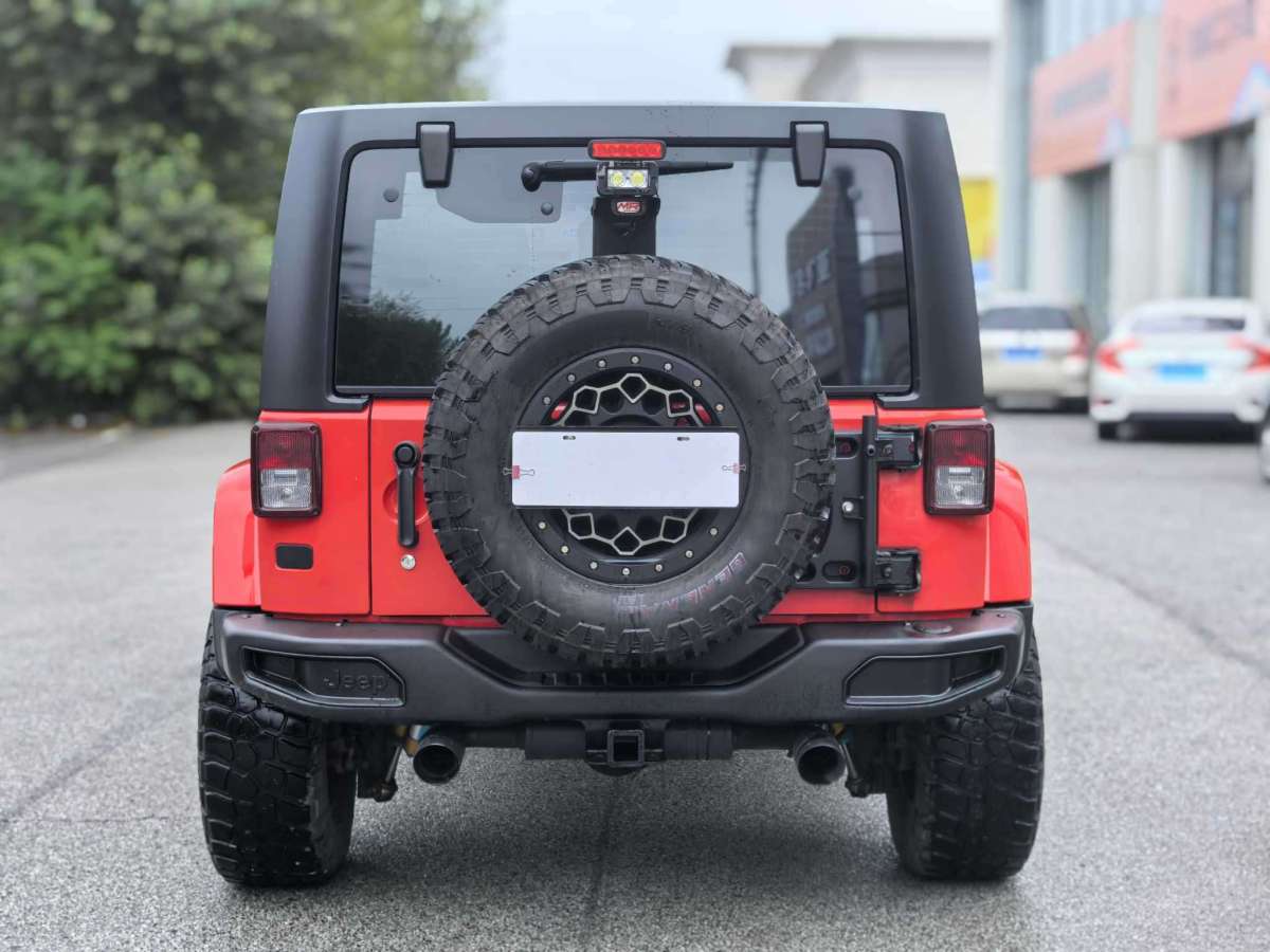 Jeep 牧馬人  2013款 3.6L Sahara 四門版圖片