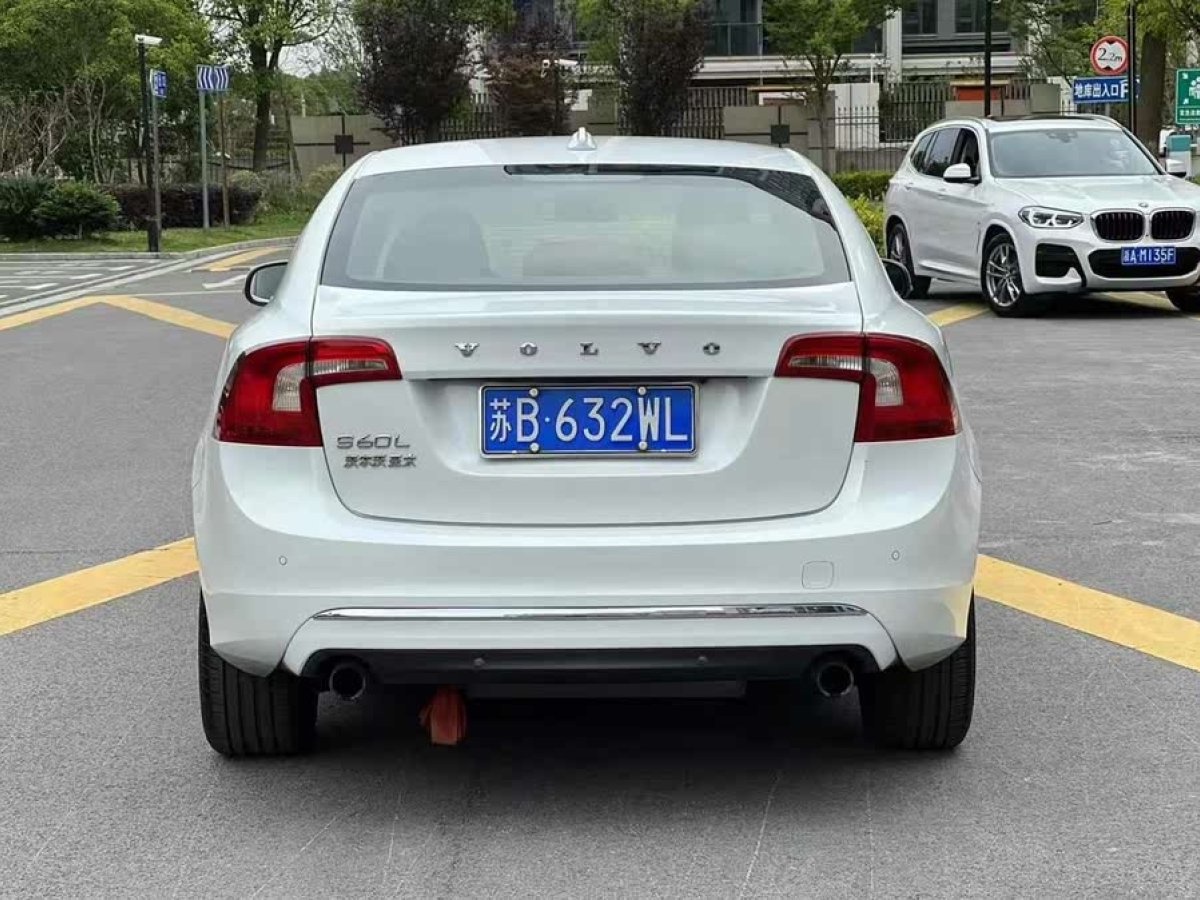 沃爾沃 S60  2015款 L 2.0T 智遠(yuǎn)版圖片