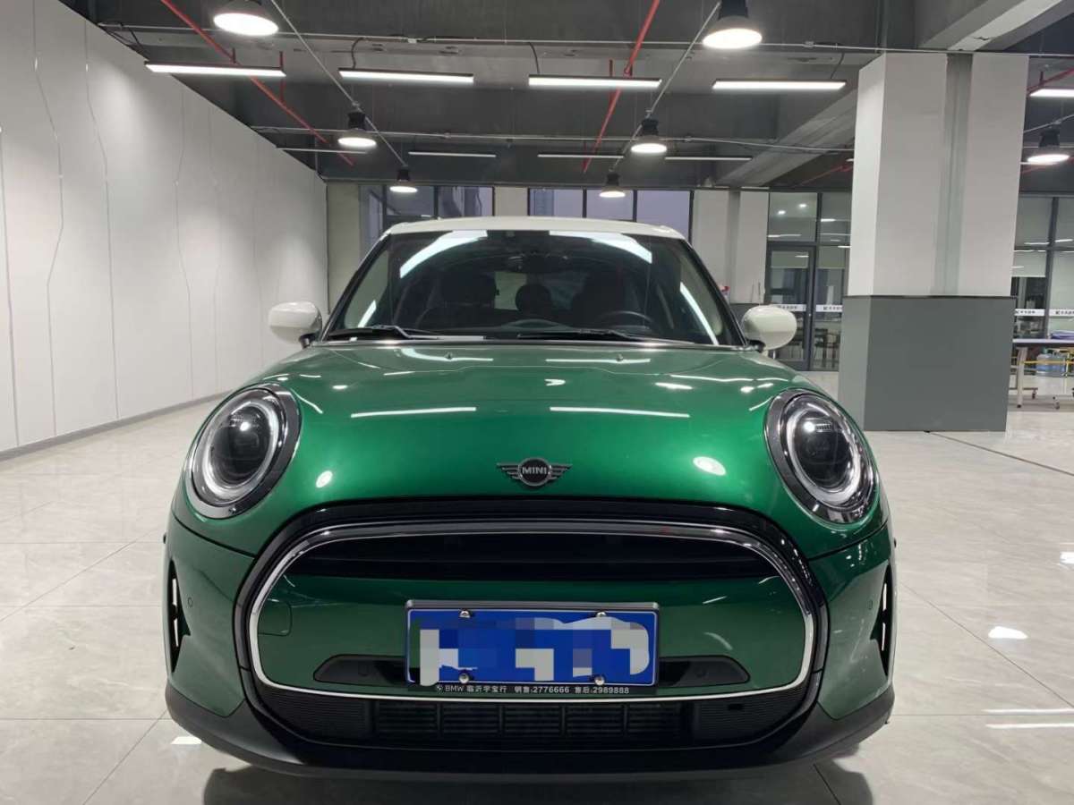 MINI MINI  2022款 改款 1.5T COOPER 經(jīng)典派 五門版圖片