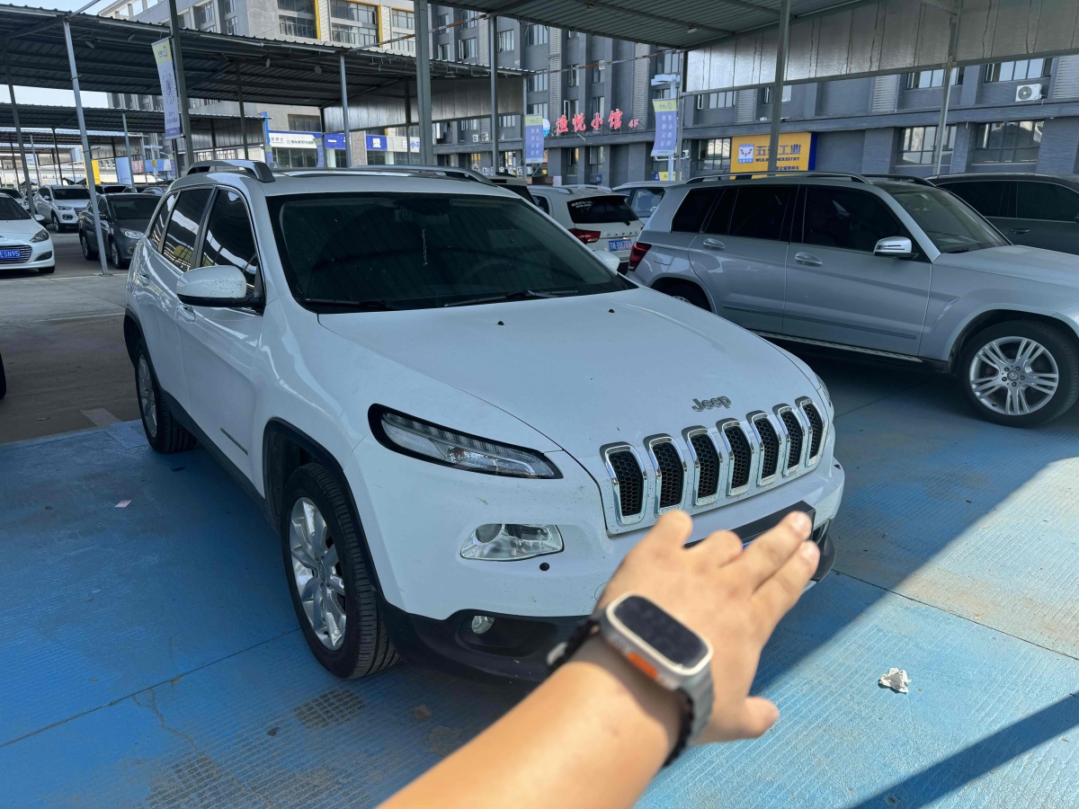 Jeep 自由光  2015款 2.4L 精英版圖片