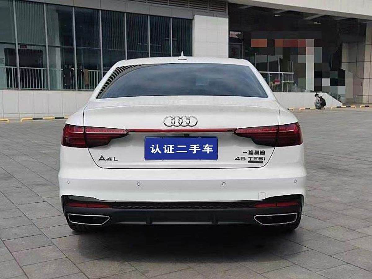 奧迪 奧迪A4L  2022款 40 TFSI 時尚動感型圖片