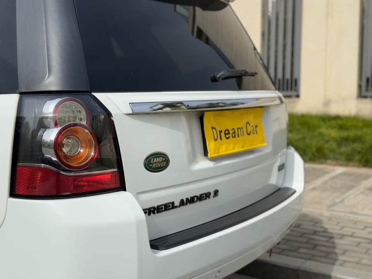 路虎 神行者2  2014款 2.0T Si4 SE汽油版圖片