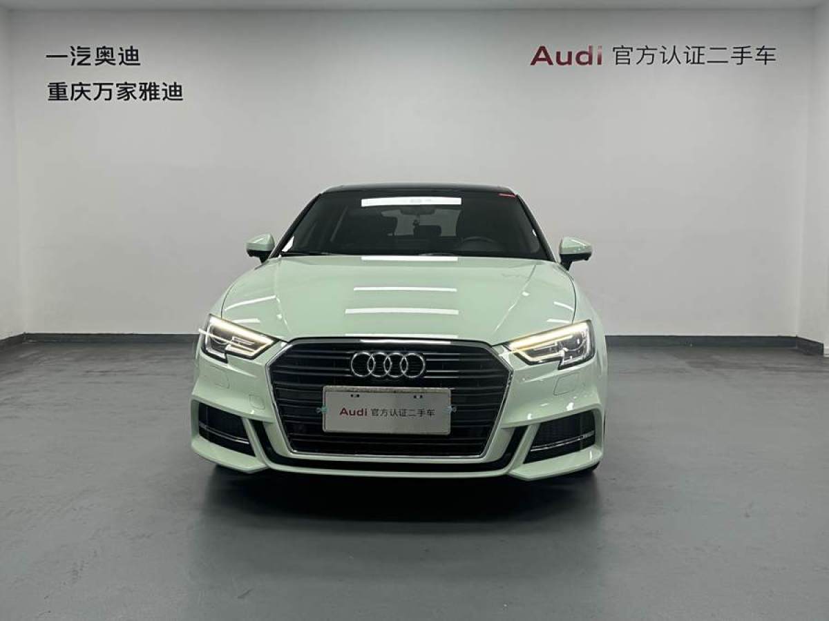 2018年6月奧迪 奧迪A3  2018款 30周年年型 Sportback 35 TFSI 時(shí)尚型