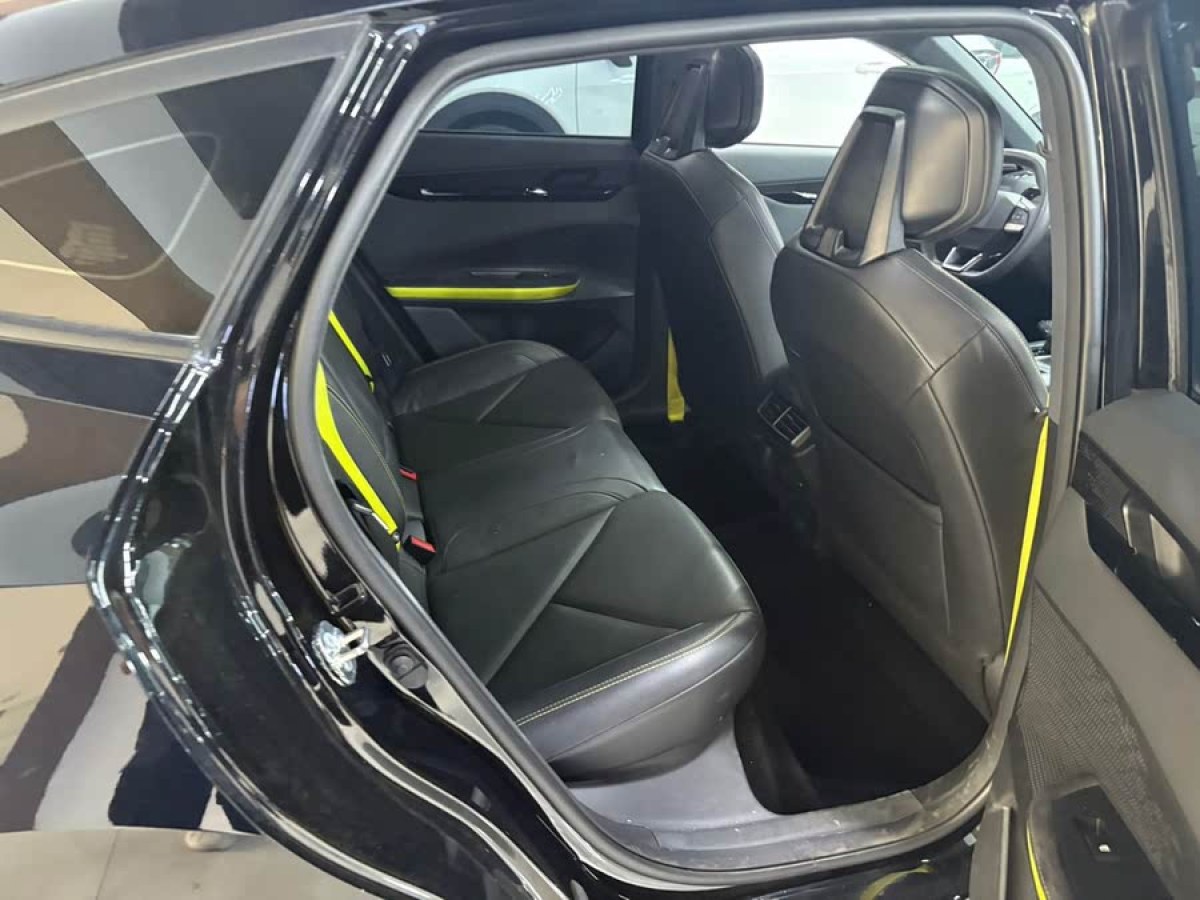 長安 長安UNI-V  2022款 1.5T 運動版圖片
