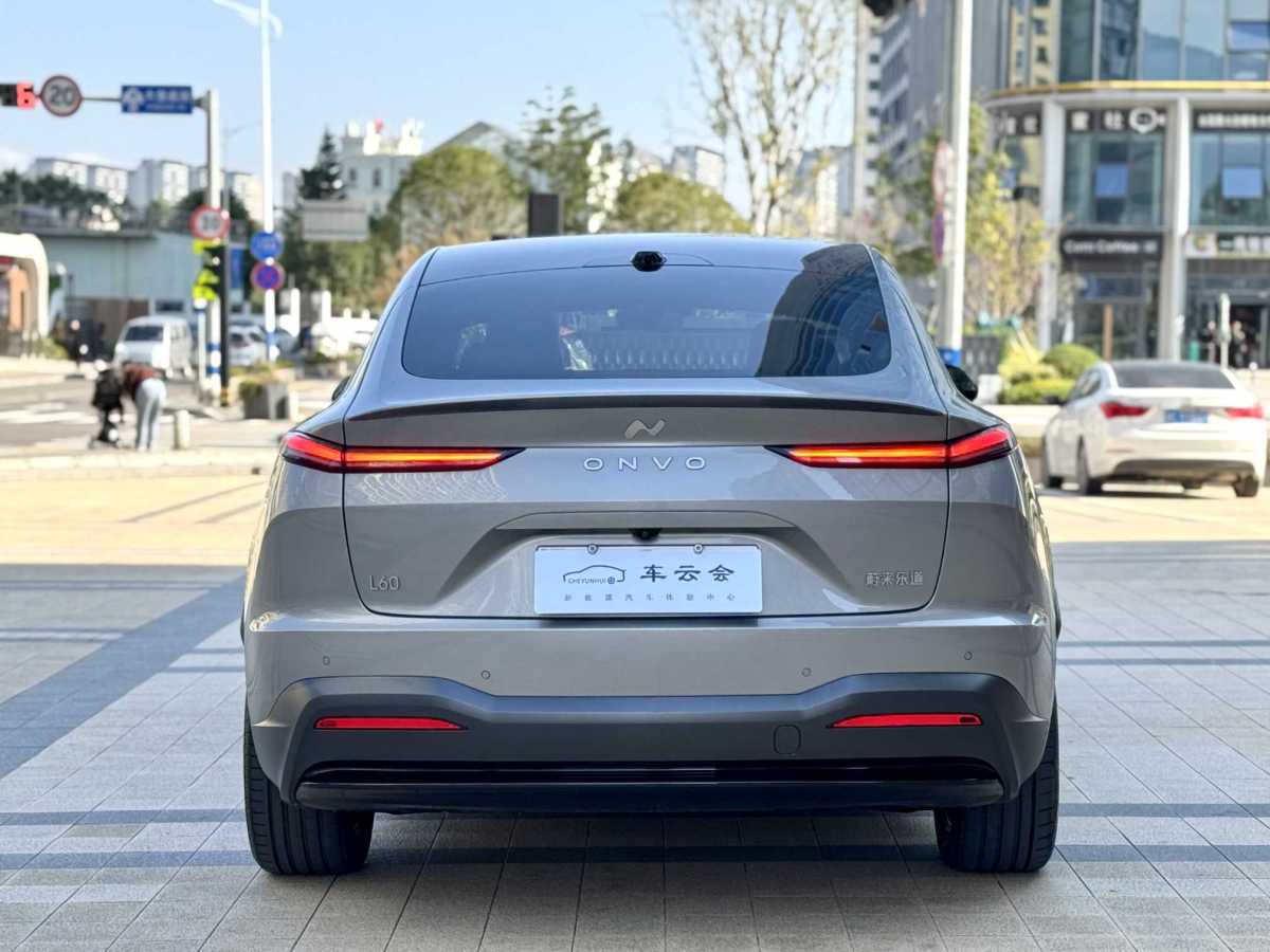 蔚來(lái) 樂(lè)道L60  2024款 60kwh 后驅(qū)版圖片