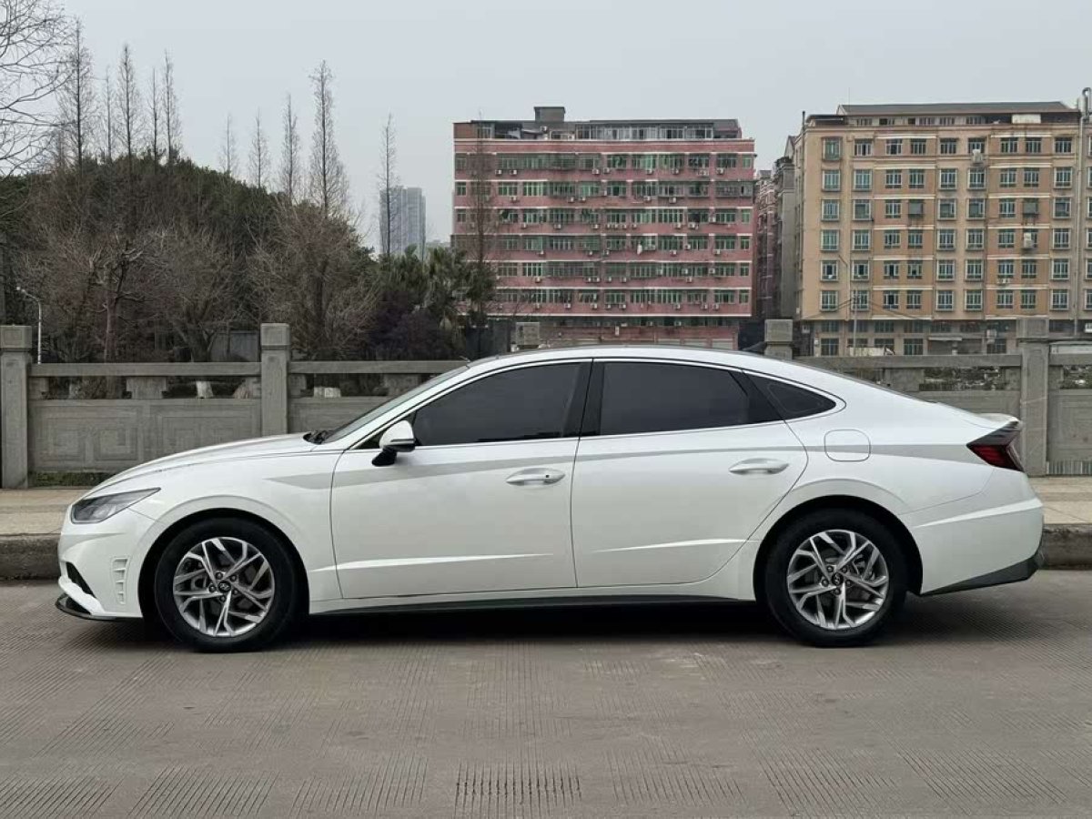 現(xiàn)代 索納塔  2020款 270TGDi GLS圖片