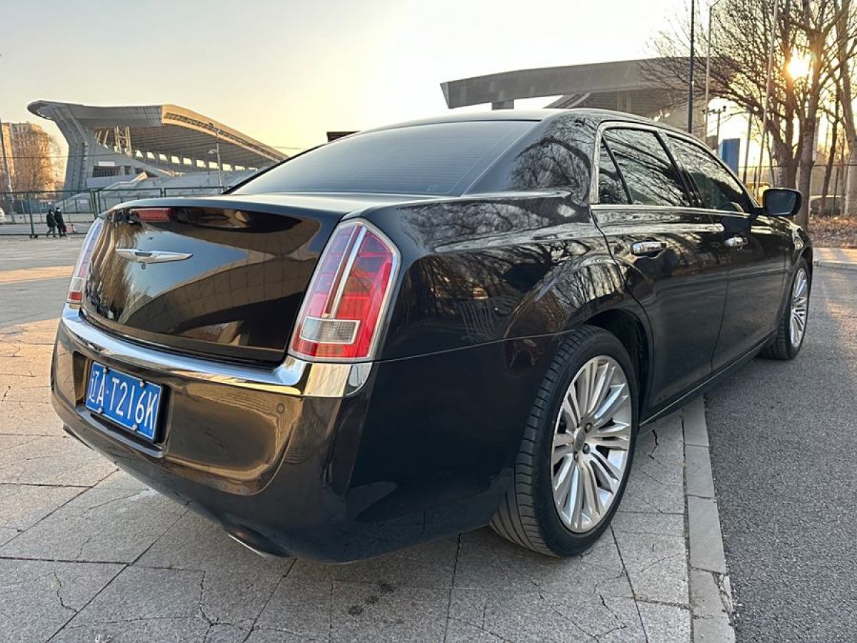 克萊斯勒 300C  2013款 3.6L 尊適版圖片