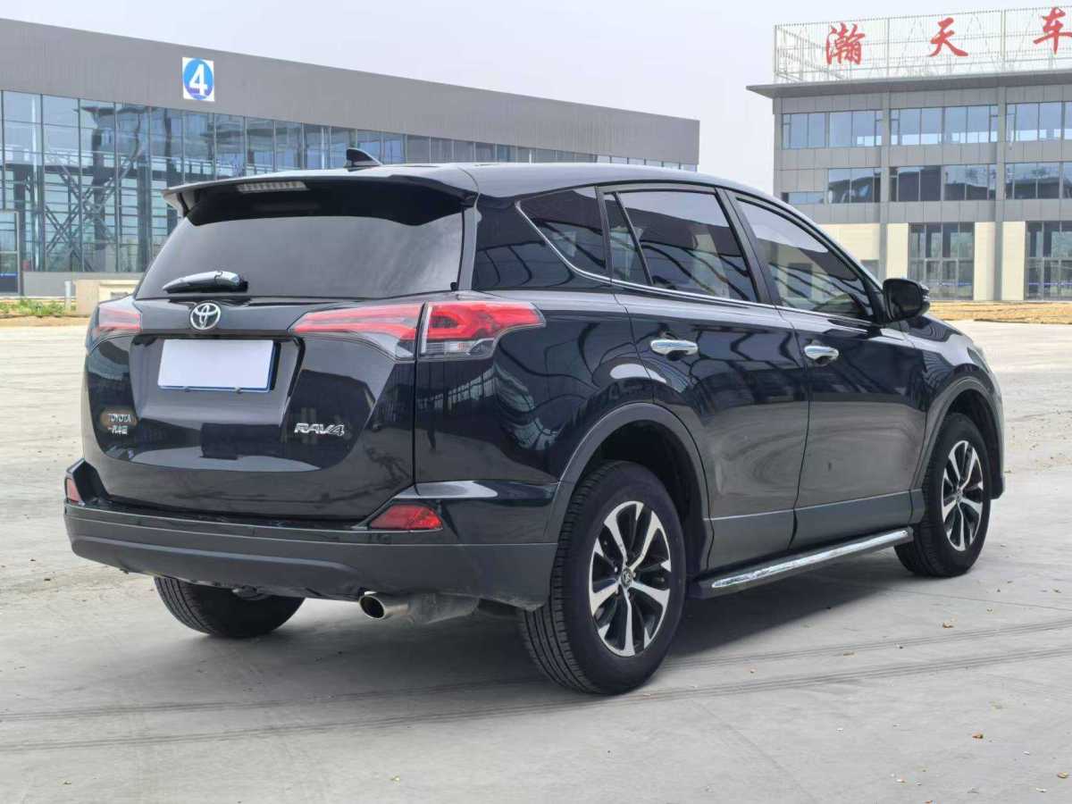 2019年2月豐田 RAV4  2018款 榮放 2.0L CVT兩驅(qū)風尚版