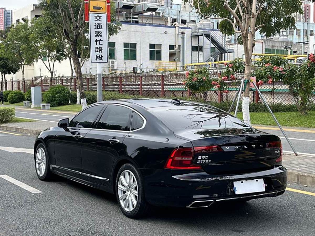 沃爾沃 S90  2020款 改款 T5 智逸豪華版圖片