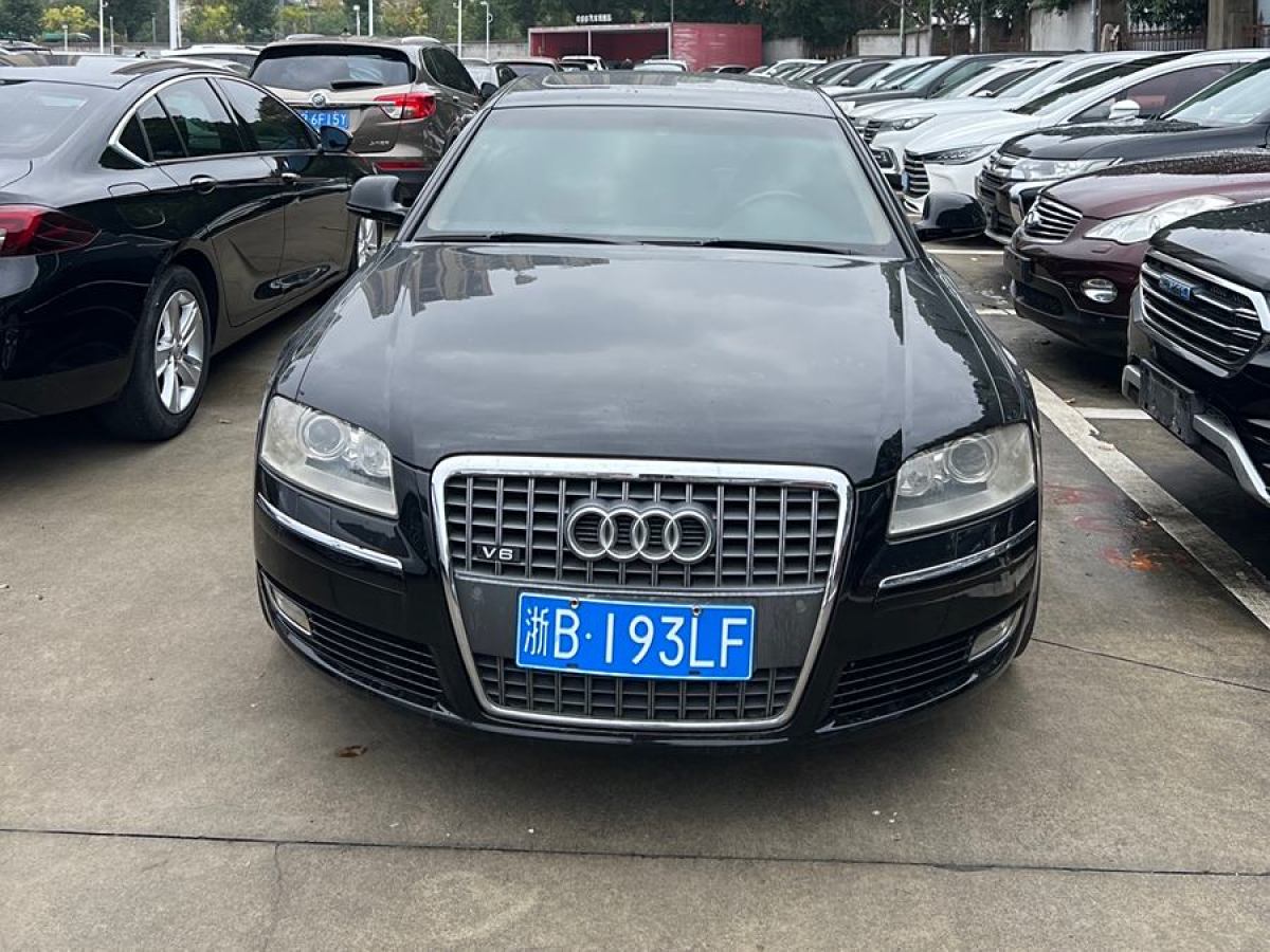 奧迪 奧迪A8  2009款 A8L 2.8 FSI 標(biāo)準(zhǔn)型圖片