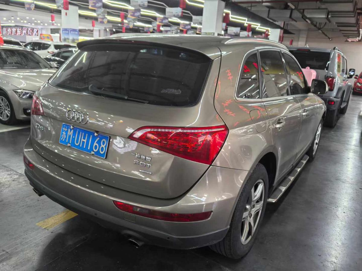 奧迪 奧迪Q5  2013款 Q5 3.0TFSI 45TFSI Quattro 運(yùn)動(dòng)型圖片